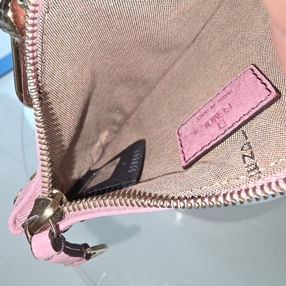 Fendi‎ Key Case Pouch Pink Suede Leather Gold Studs - Picture 6 of 11